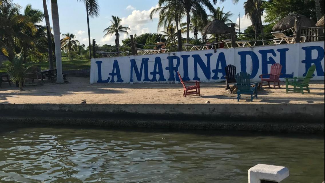 Hotel La Marina Del Rio La Pesca Kültér fotó